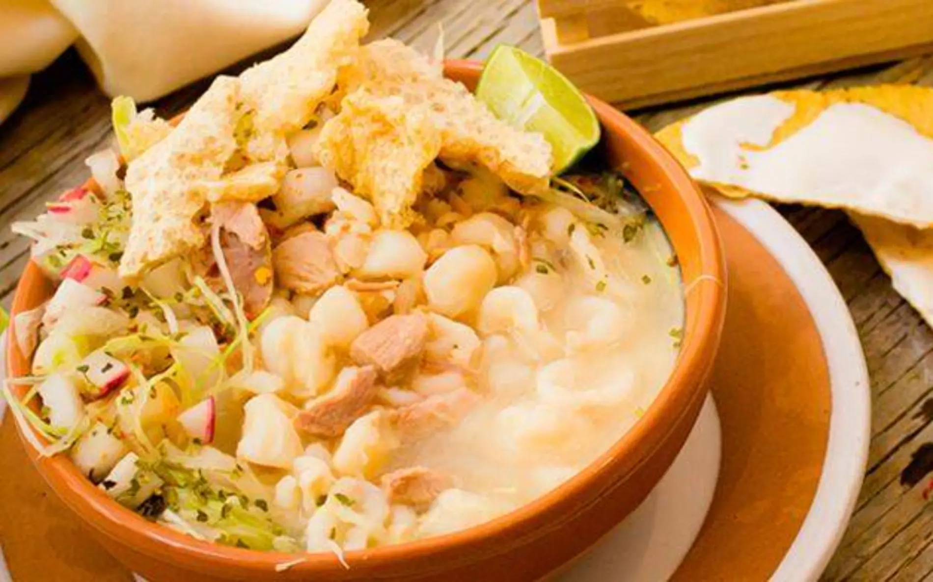 Pozole blanco